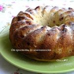 Шарлотка с яблоками и брусникой