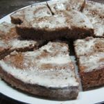 Пирожные залитые сметаной