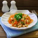 Салат с курицей и корейской морковкой