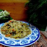 Молодая капуста с грибами и укропом