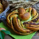 Сдобные пироги из мятного теста