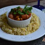 Рагу с белой фасолью и копченостями
