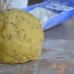 Песочное тесто с зернистой горчицей