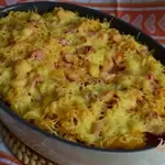 Запеканка из макарон с копченой курицей