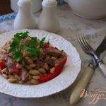 Салат с фасолью и говядиной