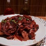 Свинина в винно- грибном соусе с тимьяном