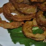 Луковые кольца в грибном кляре