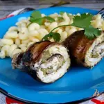 Рулет из сайры с брокколи и яйцами