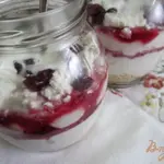 Десерт из творога клюквы и печенья