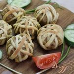 Клубочки с мясной начинкой в тесте