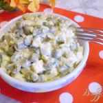 Салат Чайка с огурцами маринованными