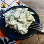 Салат Весенний с редисом и чесноком