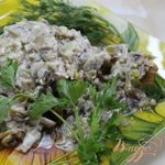 Курица в сливочно - грибном соусе