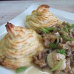 Картофельные пирамидки с грибами.