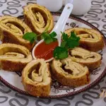 Куриный рулет с омлетом в духовке