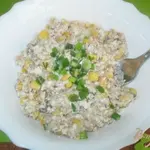 Салат с сардинами и яйцом
