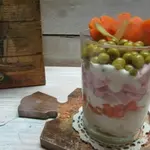 Салат с вареной колбасой