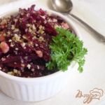 Свекольный салат с орехами