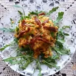 Салат из красной чечевицы с вялеными помидорами