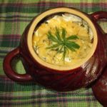 Шампиньоны с курицей и картофелем в горшочках