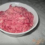 Свекольный салат с чесноком и сыром