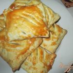 Слойки с грушевым повидлом