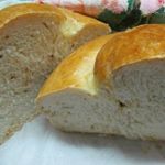 Хлеб-улитка с паприкой и кориандром
