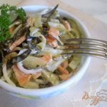Морской салат с морковью и огурцом
