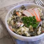 Салат с крабовыми палочками из капусты морской