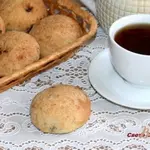 Пшенные булочки с черносливом