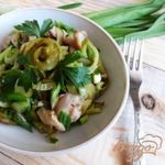 Салат из соленых огурцов и грибов