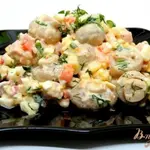Салат мясной с ветчиной и грибами