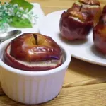 Яблоки запеченные с творогом и орехами