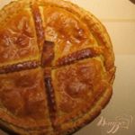Пирог Галета с омлетом, колбасой и сыром