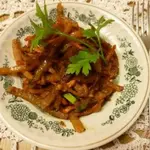 Жаренная кольраби с соевым соусом