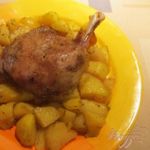 Утка запеченная с картофелем в рукаве