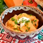 Вареники с картофелем из тыквенного теста