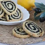 Сырное печенье с маслинами и лимоном