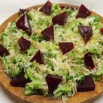Салат с винным желе и сыром