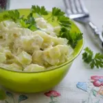 Кабачки, тушенные со сметаной