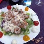 Салат Цезарь с креветками