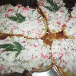 Тапас с редисом и крабовыми палочками
