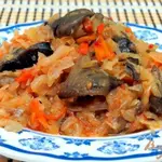 Капуста тушёная с опятами