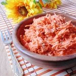 Салат морковный с орехами и чесноком
