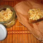 Селедочное масло с икры и яйцом