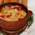 Картофель с болгарским перцем  запеченный в горшочке