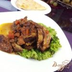 Ребрышки из телятины с черносливом и белыми грибами