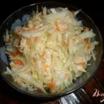 Полезный салат с редькой и капустой