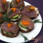 Канапе с тунцом и сливочным сыром