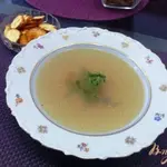 Куриный бульон с гренками